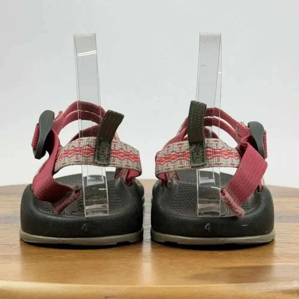 Big Kids Chaco Z2 Classic Red Athletic Casual Trail Walking Sandals Size 4 Y GUC